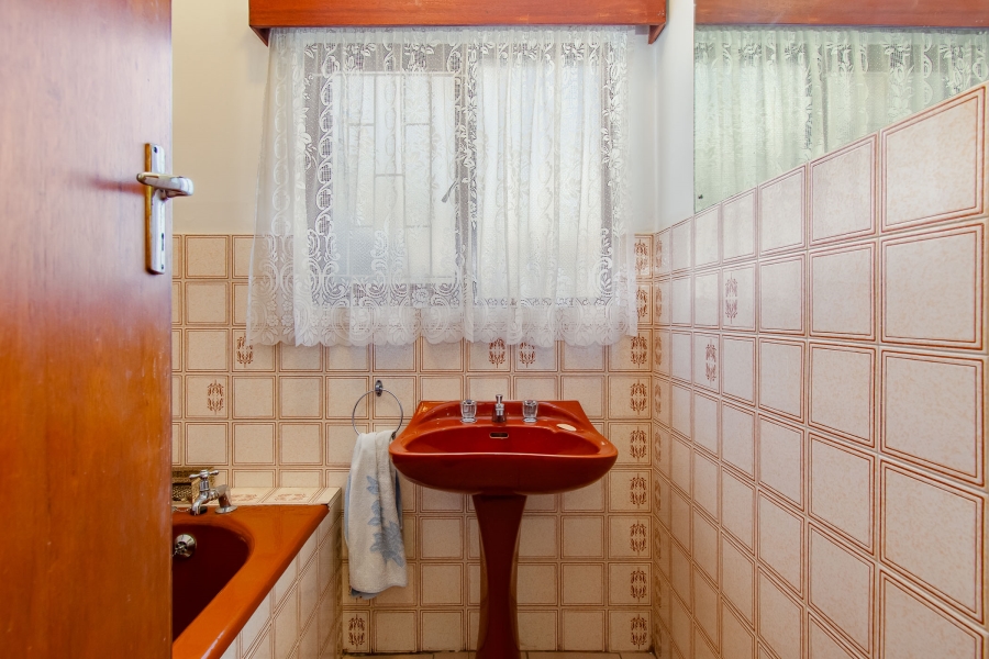 3 Bedroom Property for Sale in Strand North Western Cape